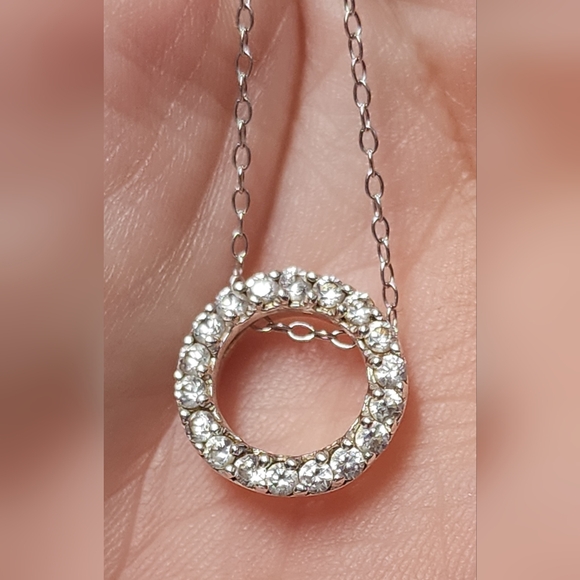 925 STERLING SILVER HALO CIRCLE O PENDANT NECKLACE - Picture 7 of 11